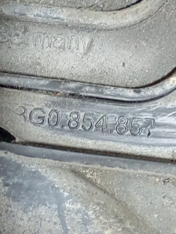 Брызговик Volkswagen Passat 2016 B8