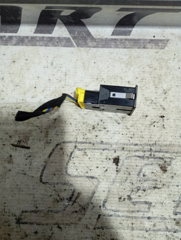 Кнопка отключения AIRBAG Audi A6 2011 C7