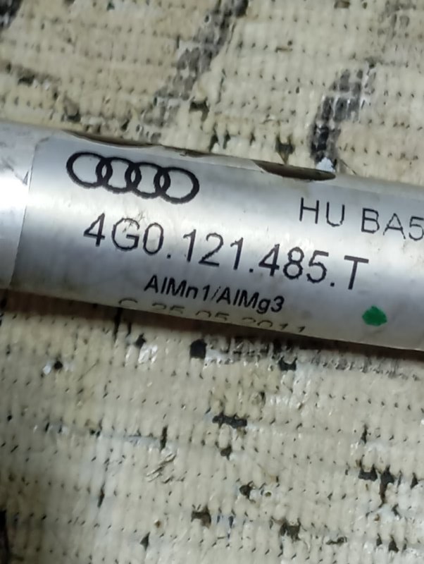 Трубка системы охлаждения Audi A6 2011 C7