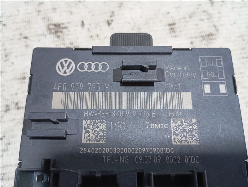 Блок управления двери Audi Q7 4L