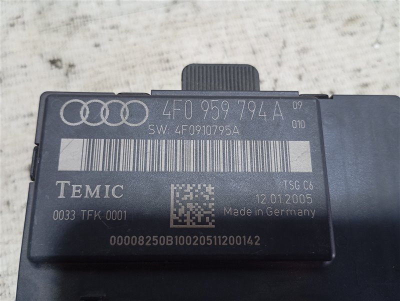 Блок управления двери Audi A6 C6