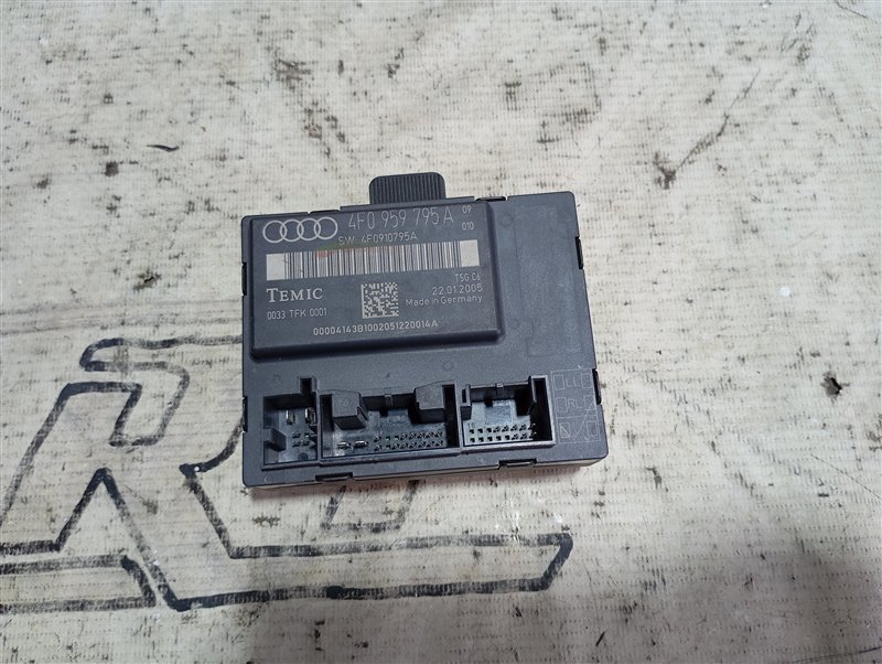 Блок управления двери Audi A6 2005 C6