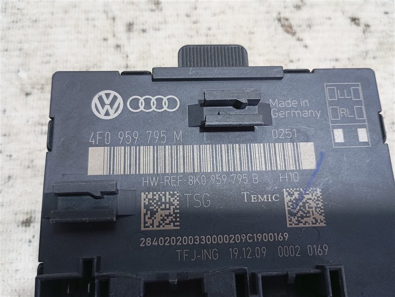 Блок управления двери Audi A6 C6