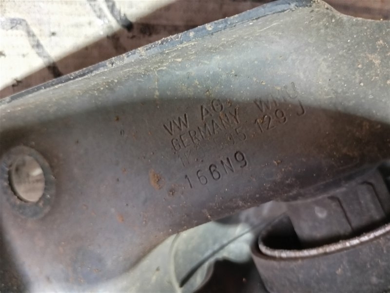 Рычаг подвески продольный Audi A3 2009 8P