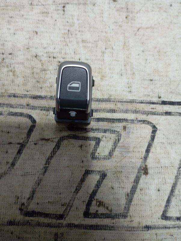 Кнопка стеклоподъемника Audi A6 2013 C7