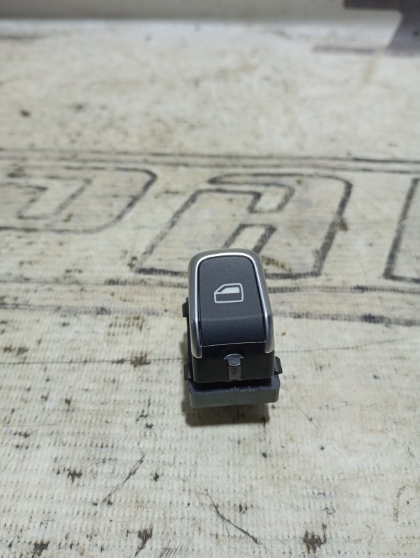 Кнопка стеклоподъемника Audi A6 2013 C7