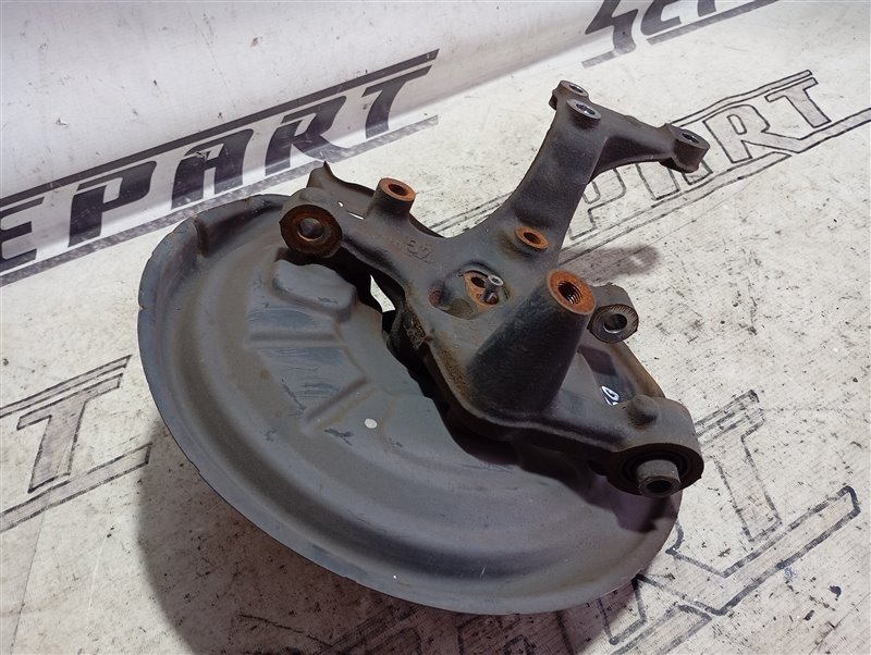 Кулак поворотный Audi A3 2009 8P