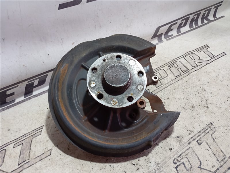 Кулак поворотный Audi A3 2009 8P