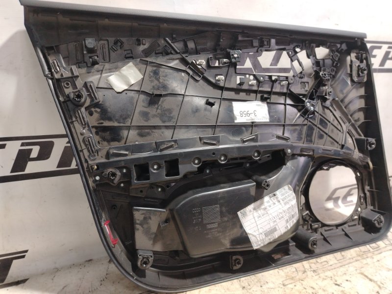 Дверная карта Audi A4 2016 B9