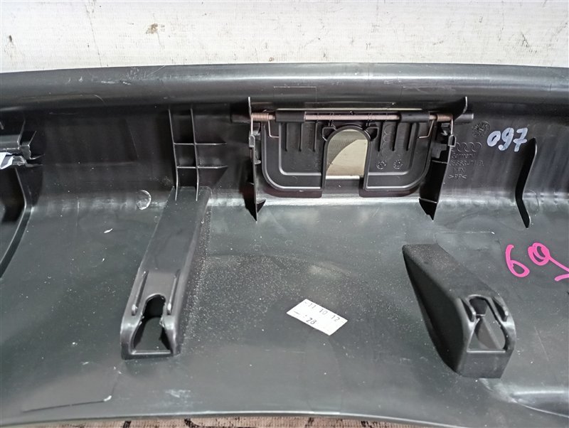 Накладка порога багажника Audi A6 2013 C7