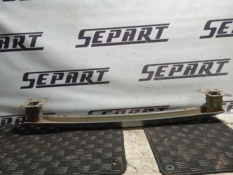 Усилитель бампера Skoda YETI 2013