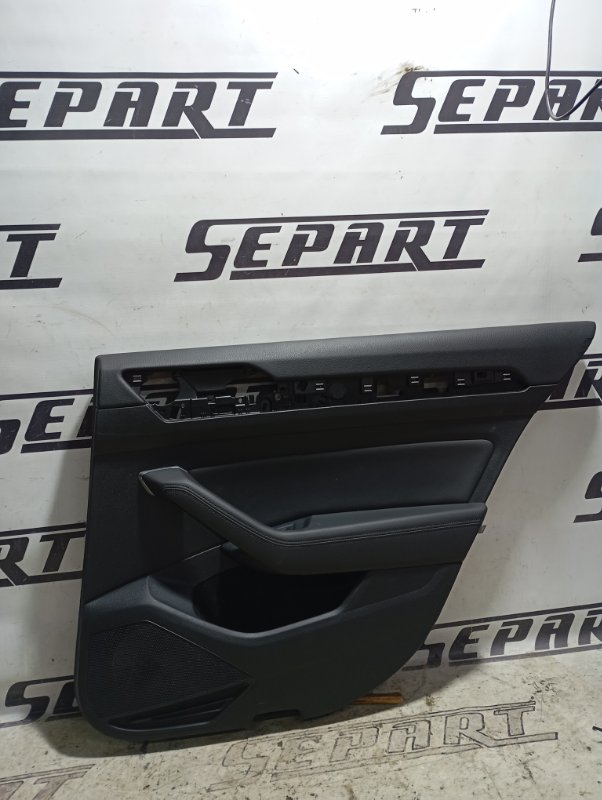 Дверные карты Volkswagen Passat 2016 B8