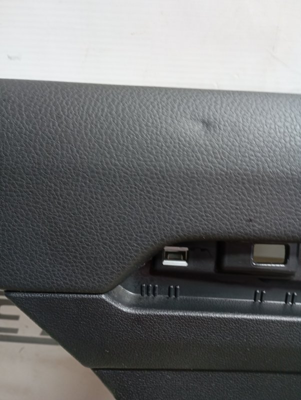 Дверные карты Volkswagen Passat 2016 B8