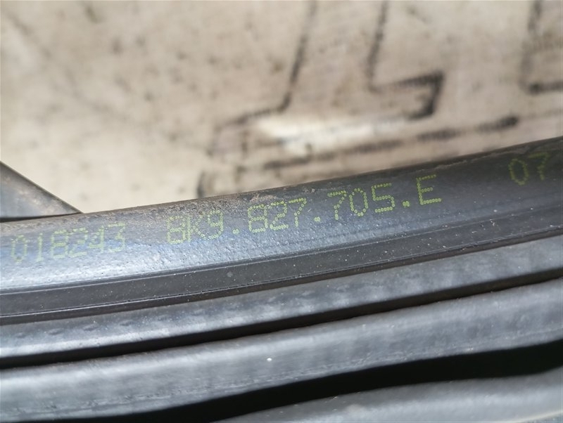 Уплотнитель багажника Audi A4 2012 B8
