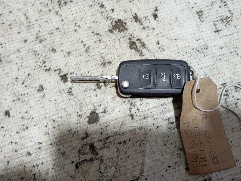 Замок зажигания с ключом Skoda YETI 2013