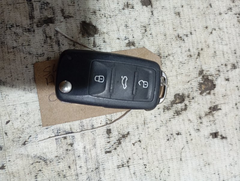 Замок зажигания с ключом Skoda YETI 2013