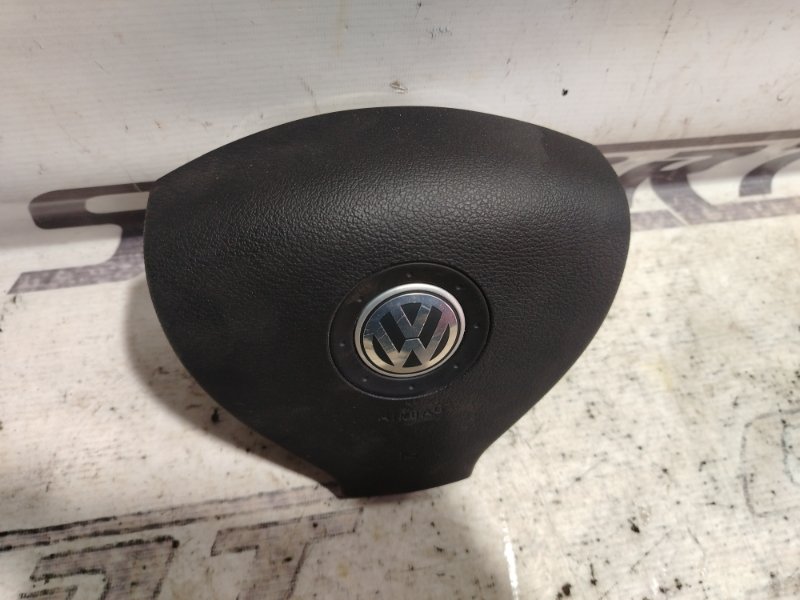 Подушка безопасности в руль Volkswagen Passat 2008 B6