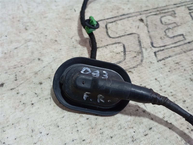 Проводка двери Volkswagen Touran 2011 1T