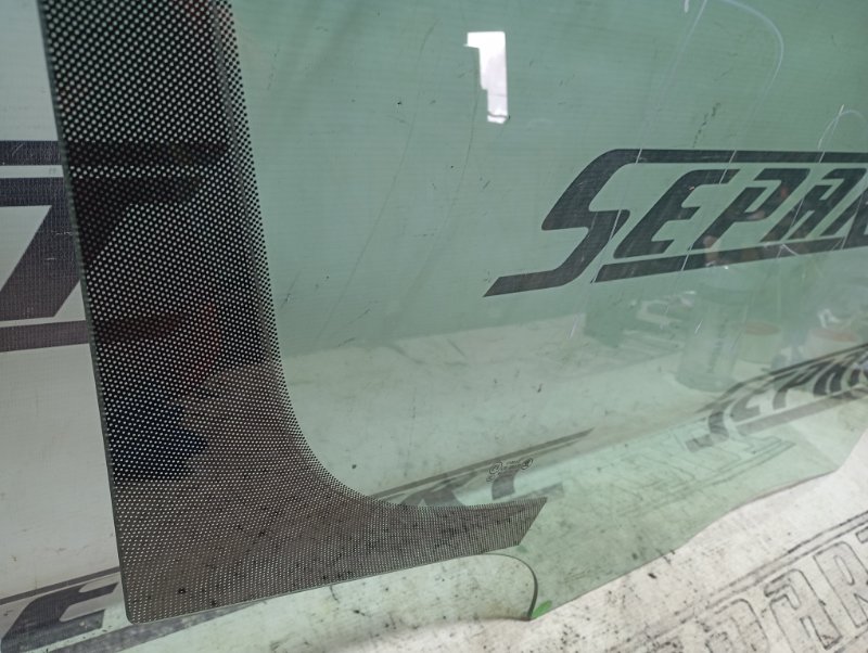Стекло двери Skoda YETI 2013
