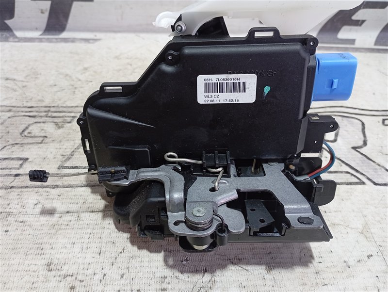 Замок двери Volkswagen Touran 2011 1T