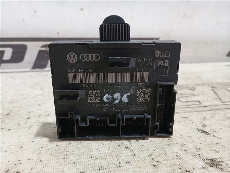 Блок управления двери Audi A6 2011 C7