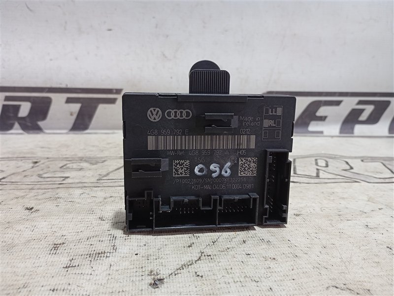 Блок управления двери Audi A6 2011 C7