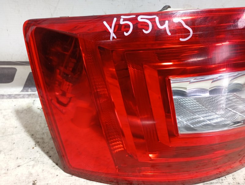 Фонарь Skoda Octavia 2016