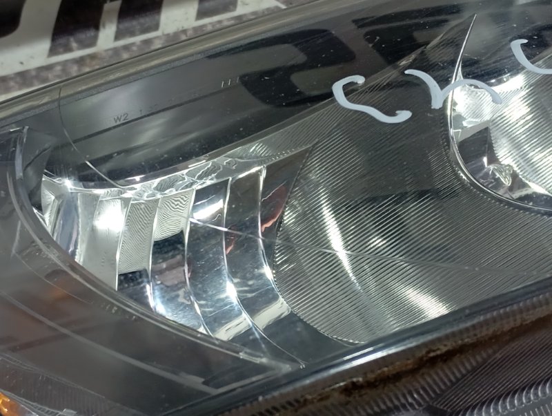 Фара Skoda Octavia 2016