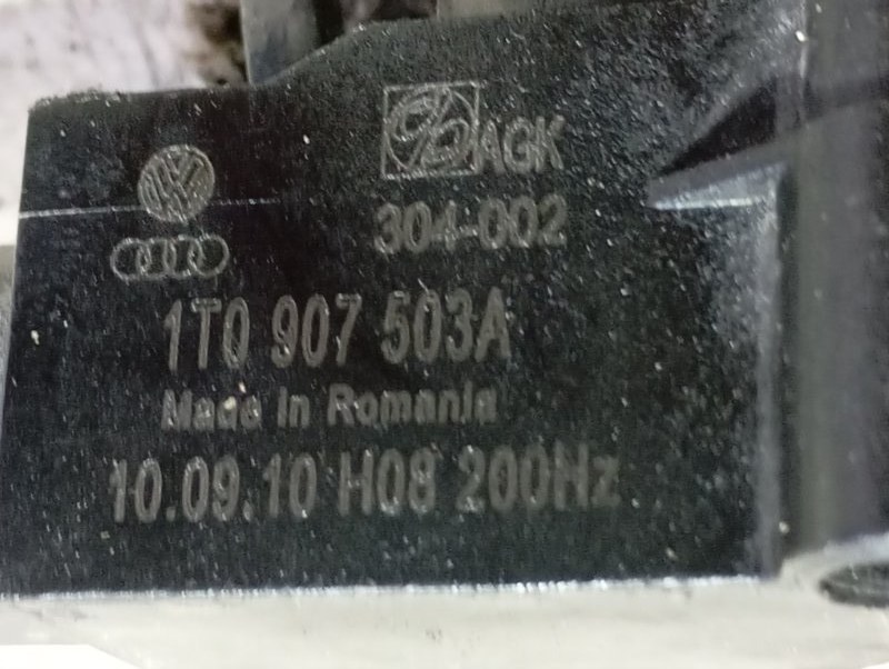 Датчик уровня подвески Audi Q5 2010 8R