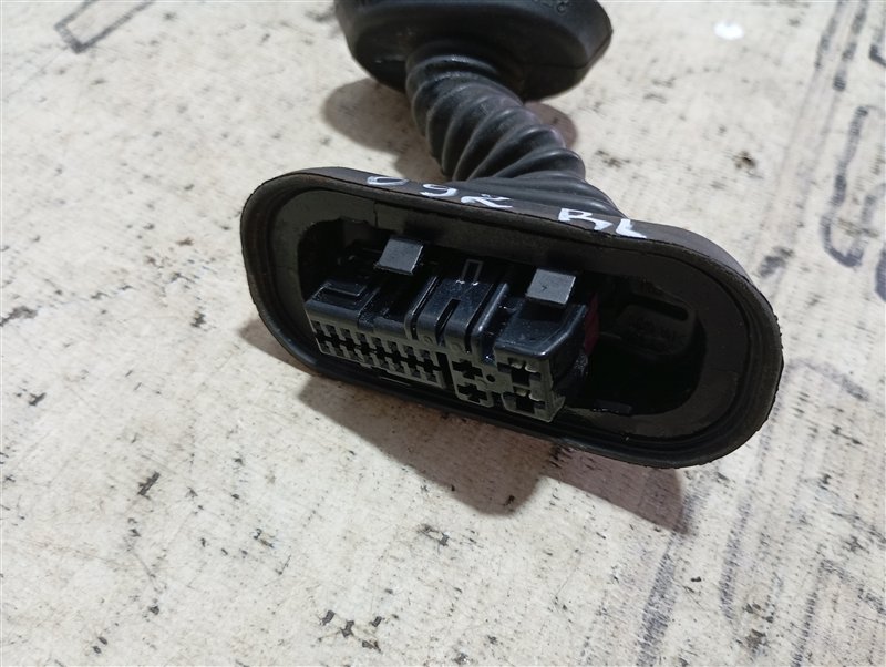 Проводка двери Audi A3 2009 8P