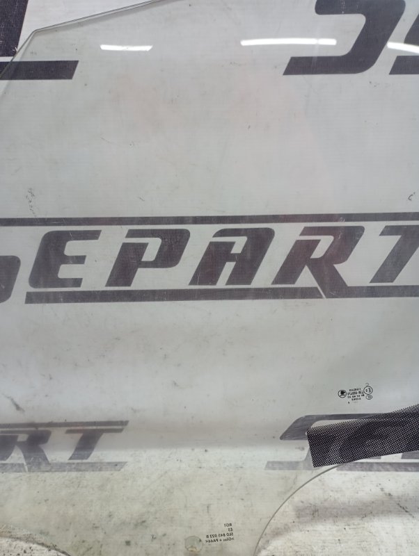 Стекло двери Skoda YETI 2010 5L