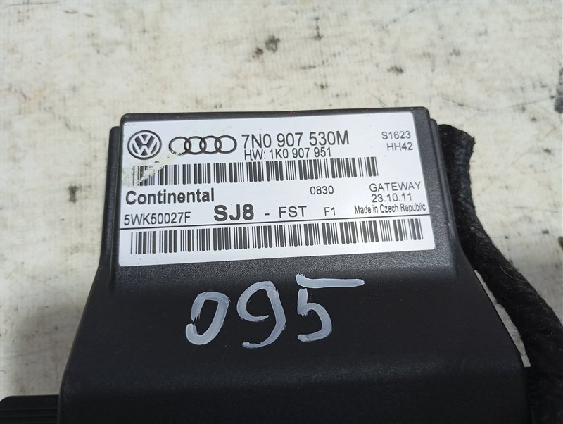 Блок Gateway Volkswagen Tiguan 2012 5N