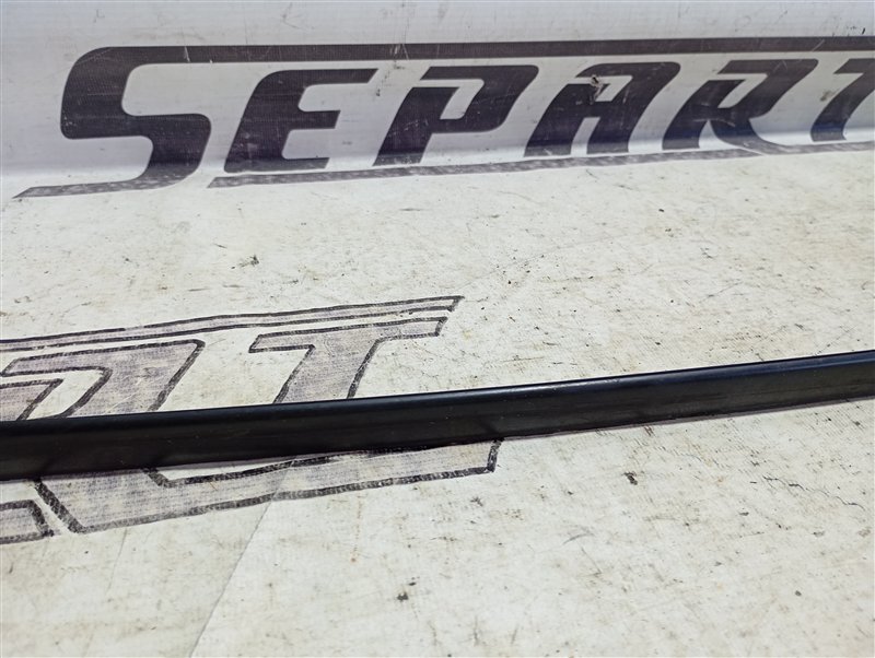 Молдинг лобового стекла Audi A3 2009 8P