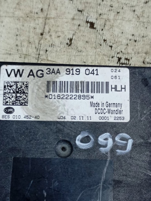 Стабилизатор напряжения Volkswagen Passat 2012 B7