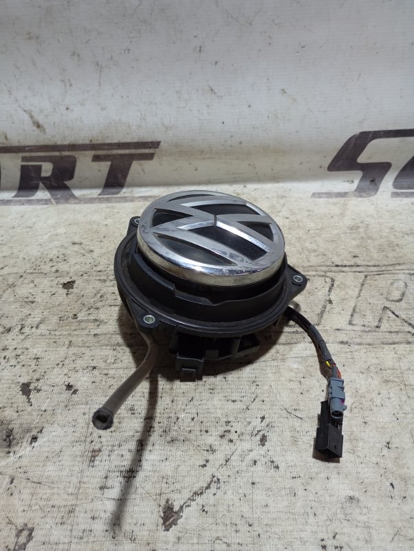 Ручка открывания багажника Volkswagen Passat 2016 B8
