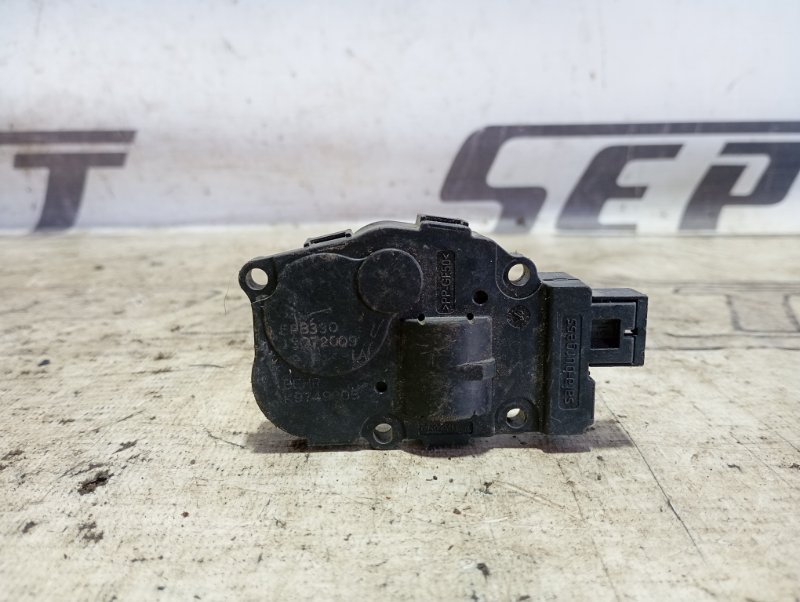 Сервопривод заслонки печки Audi A4 B8