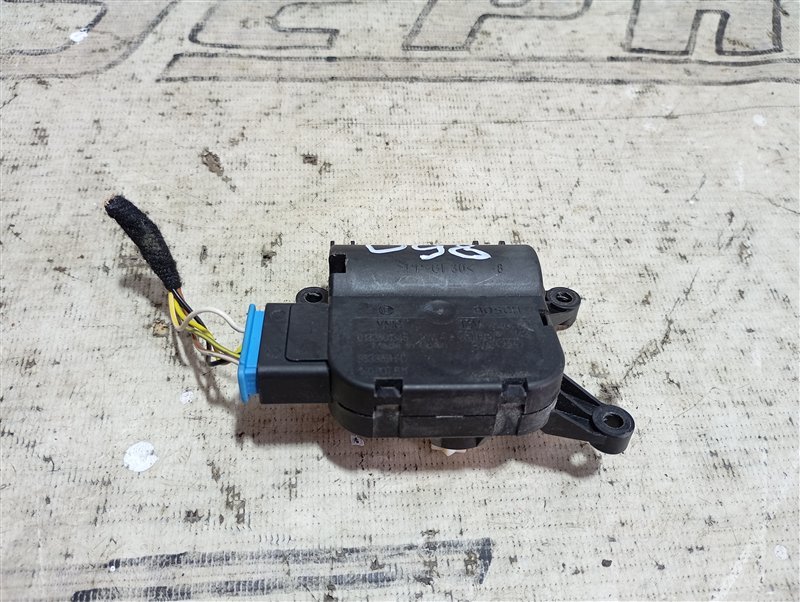 Сервопривод заслонки печки Volkswagen Passat 2006 B6
