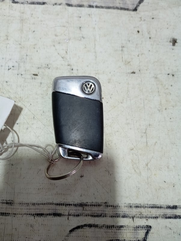 Ключ зажигания Volkswagen Passat 2016 B8