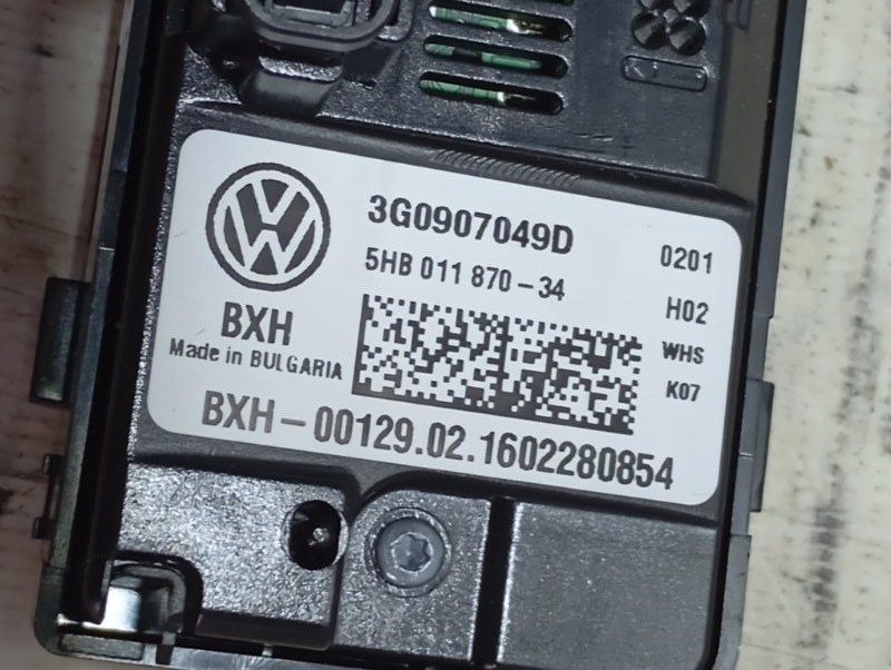 Блок управления климат-контролем Volkswagen Passat 2016 B8