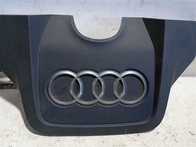 Крышка двигателя декоративная Audi A6 2013 C7