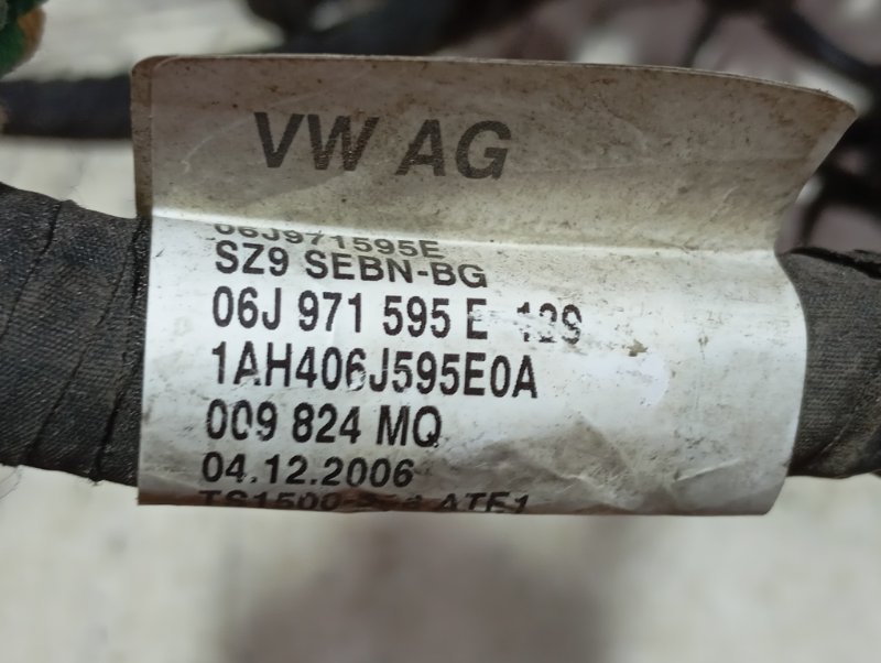Проводка двигателя Volkswagen Tiguan 5N