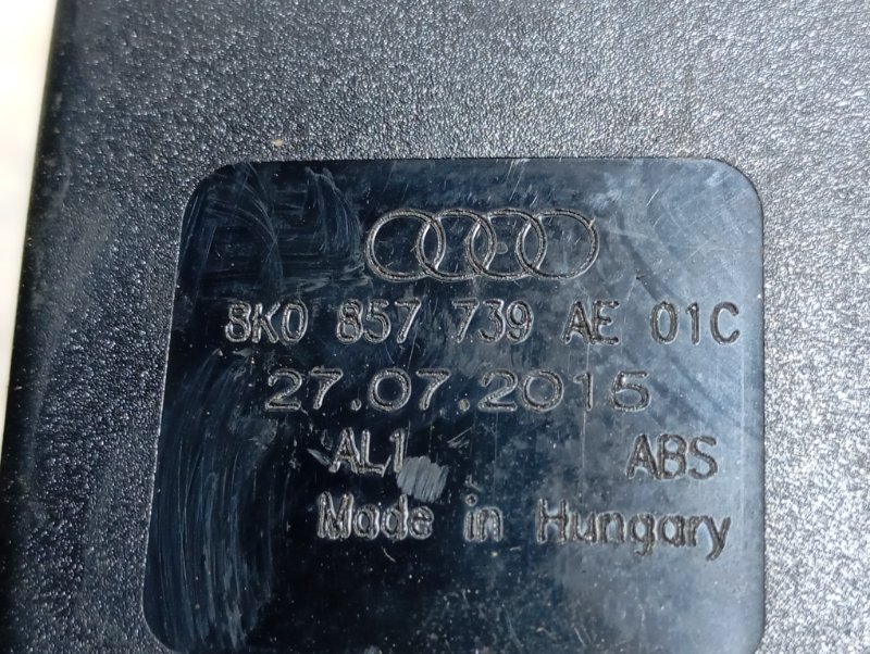 Замки ремней безопасности Audi A4 B8