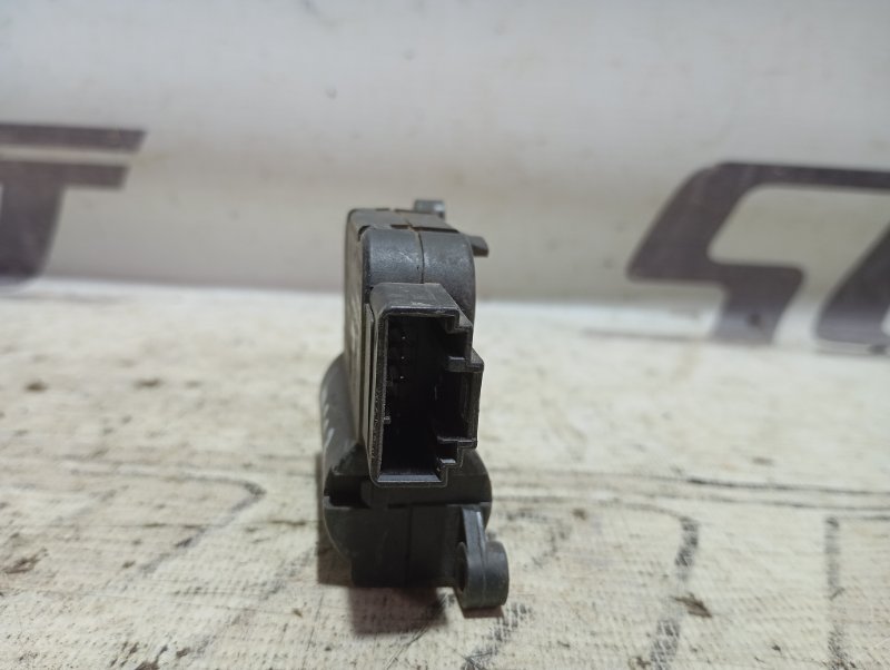 Сервопривод заслонки печки Volkswagen Passat B6