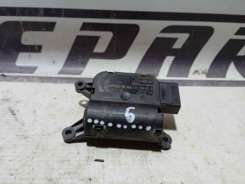 Сервопривод заслонки печки Volkswagen Passat B6