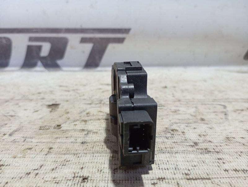 Сервопривод заслонки печки Audi A5 8T