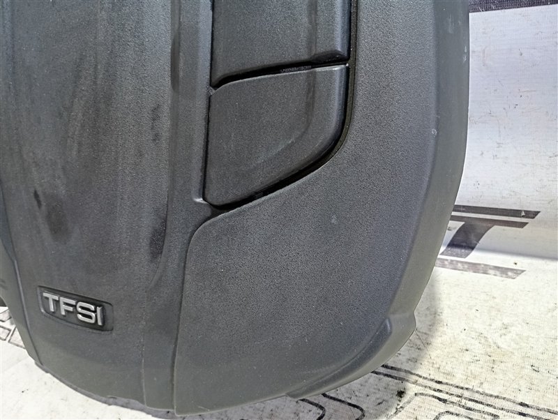 Крышка двигателя декоративная Audi Q5 2013 8R