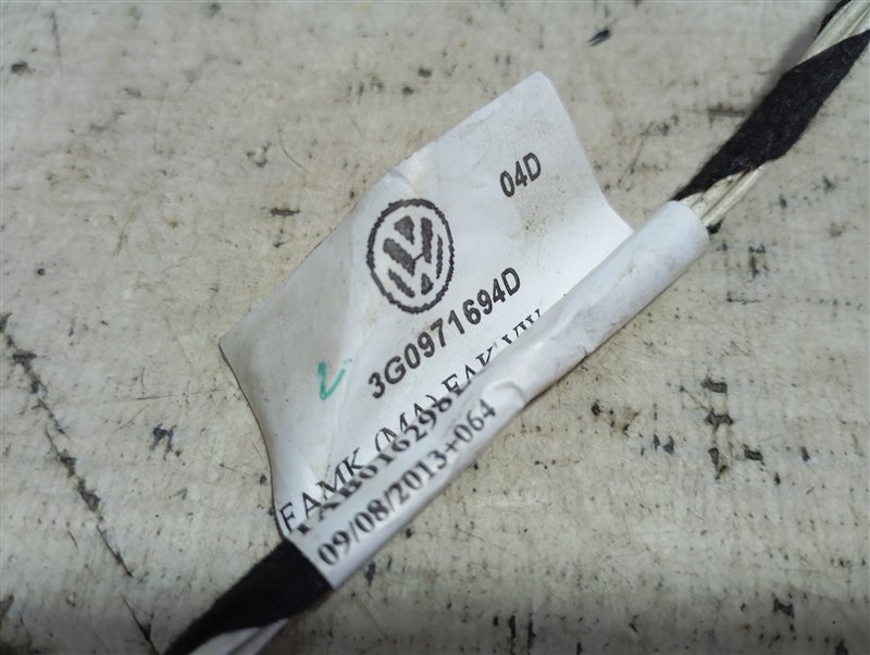Проводка двери Volkswagen Passat B8