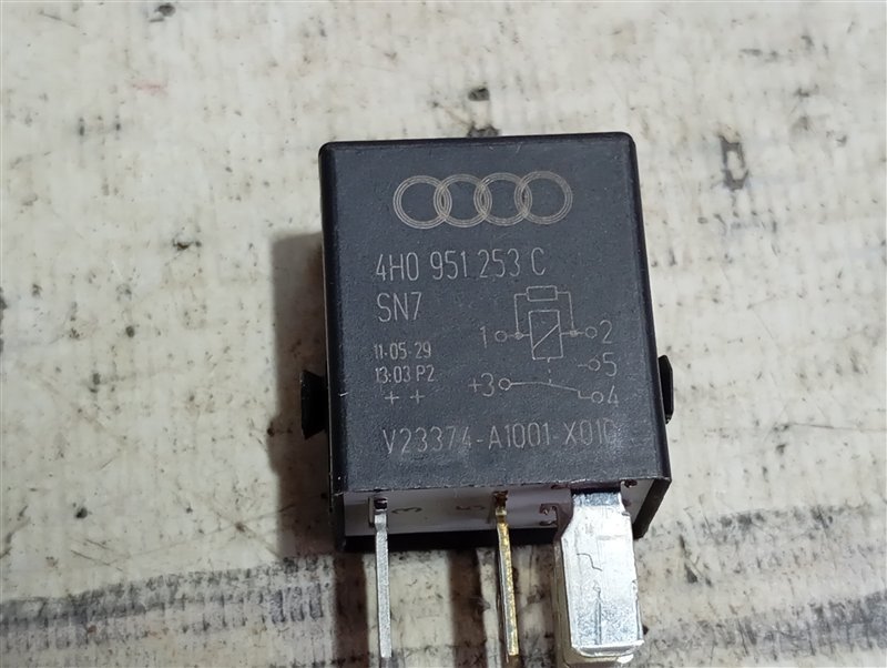 Реле Audi A6 2011 C7