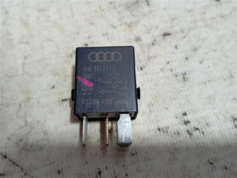 Реле Audi A6 2011 C7