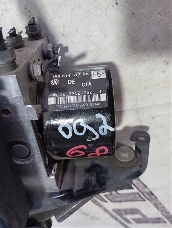 Блок ABS Audi A3 2009 8P